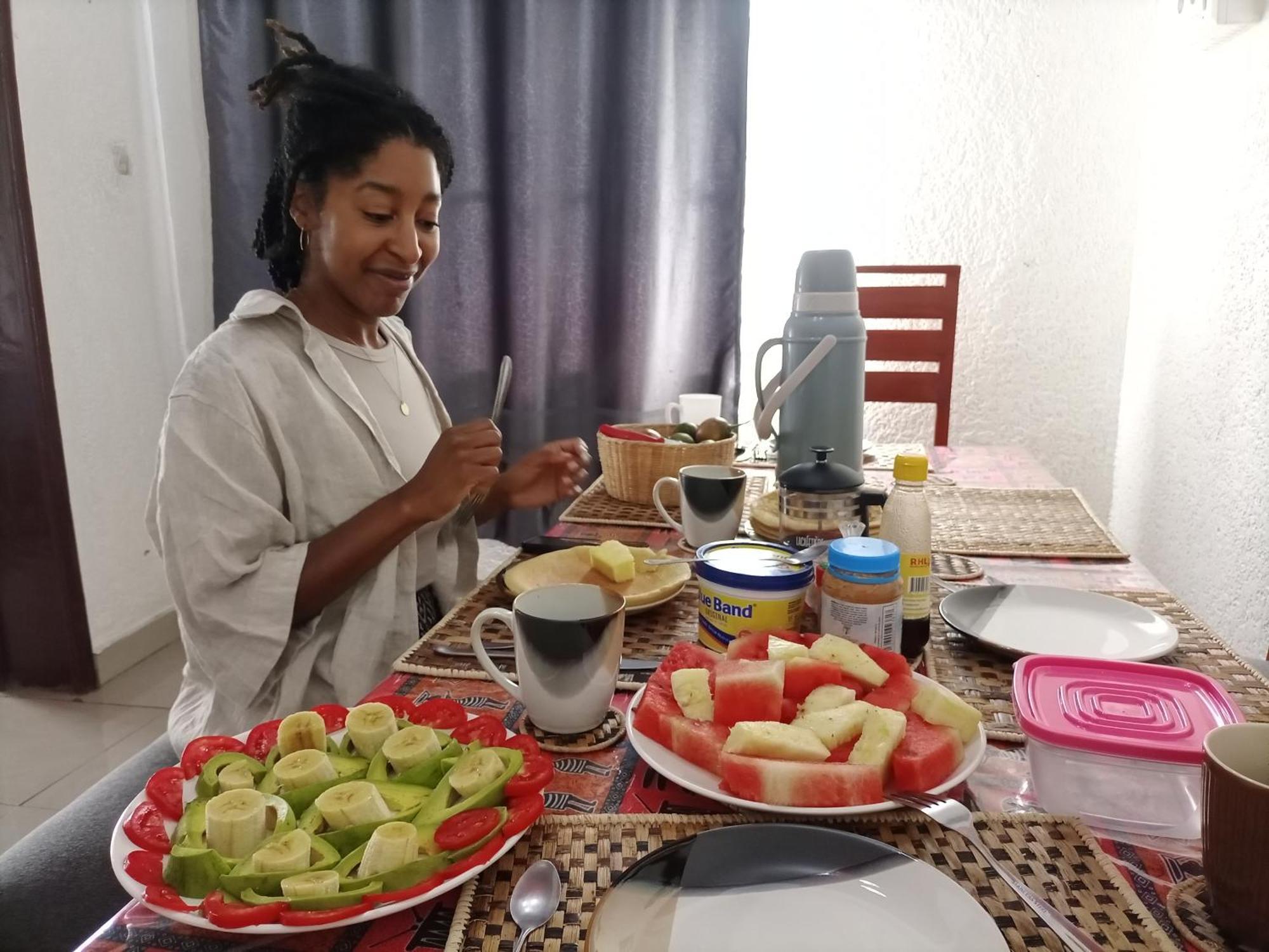 Randa'S House I Homestay ルヘンゲリ エクステリア 写真