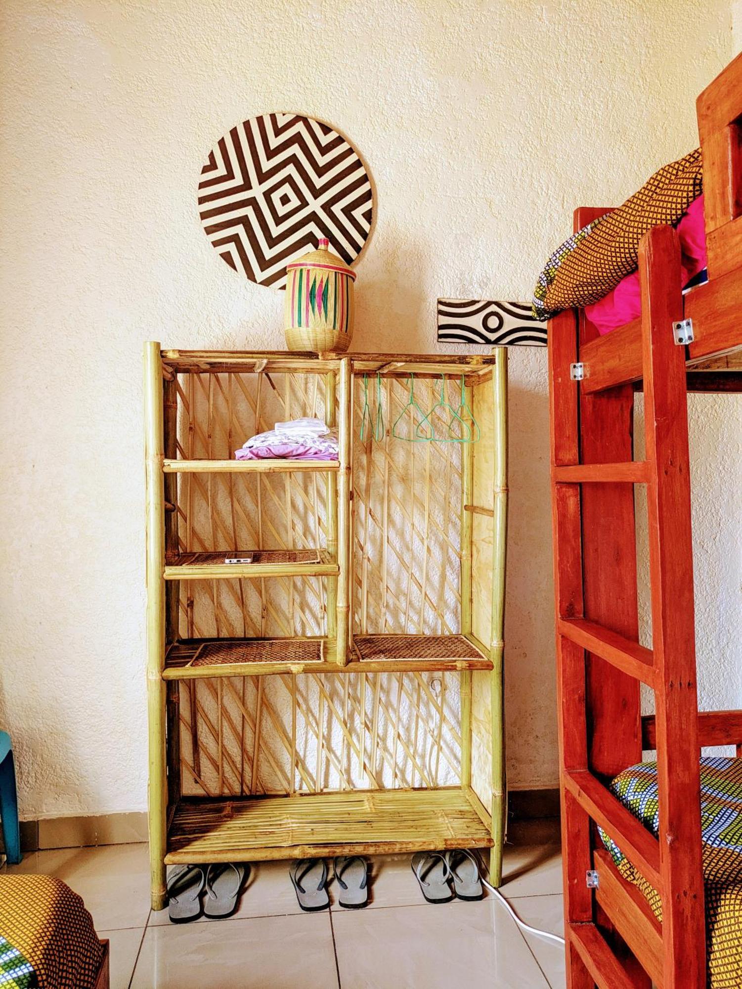 Randa'S House I Homestay ルヘンゲリ エクステリア 写真